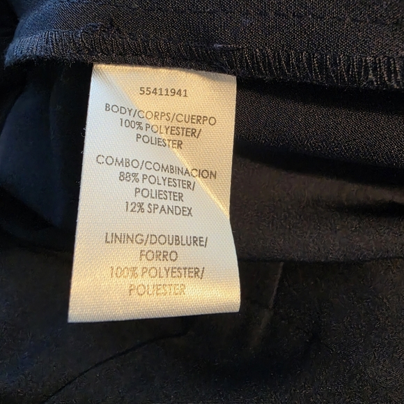 Kay Unger Barbara Floral Gown.  - Picture 7 of 16